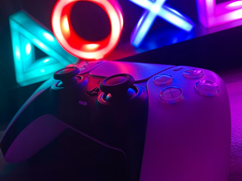 Gaming hardware bench